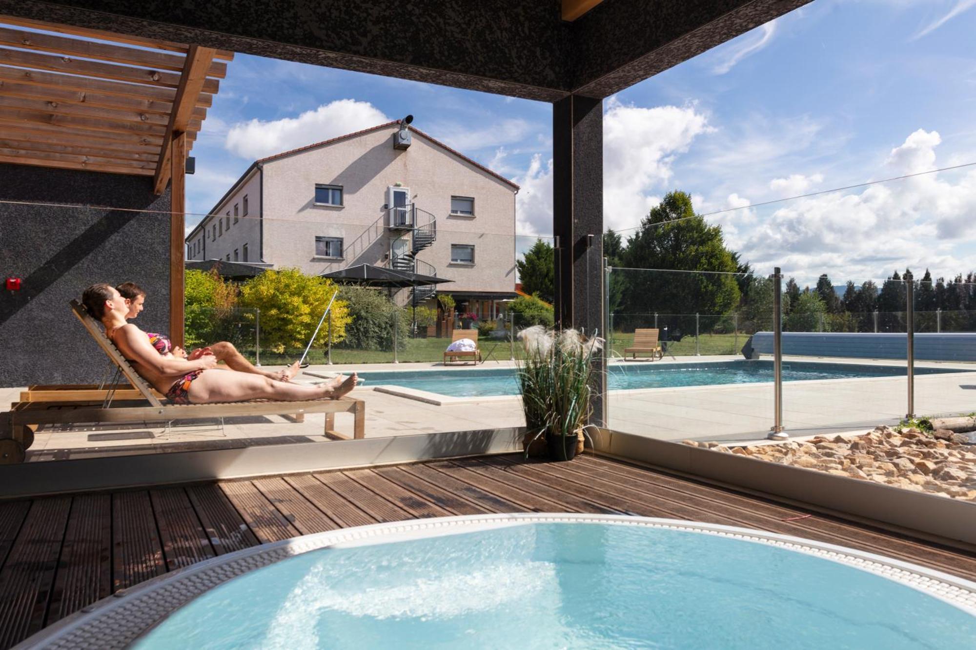 Artemis Hotel & Spa Bistro Coquet Brioude Eksteriør billede